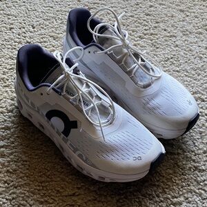 ON cloud Cloudmonster Women's White running Athletic Shoes size 7 GUC